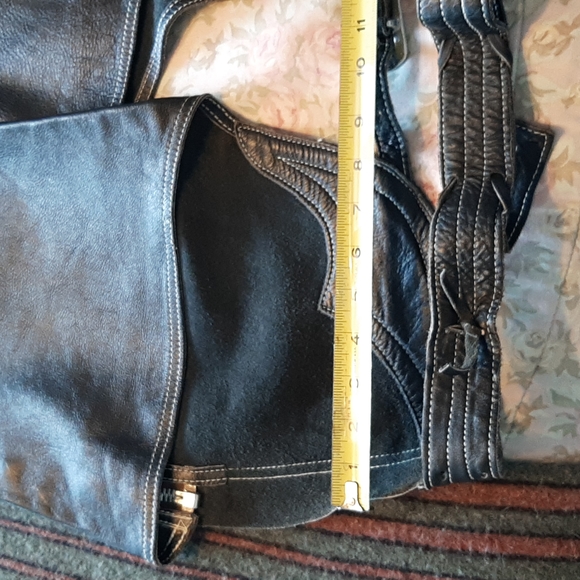 COPY - Lightweight Leather Chaps Unisex - Picture 9 of 15